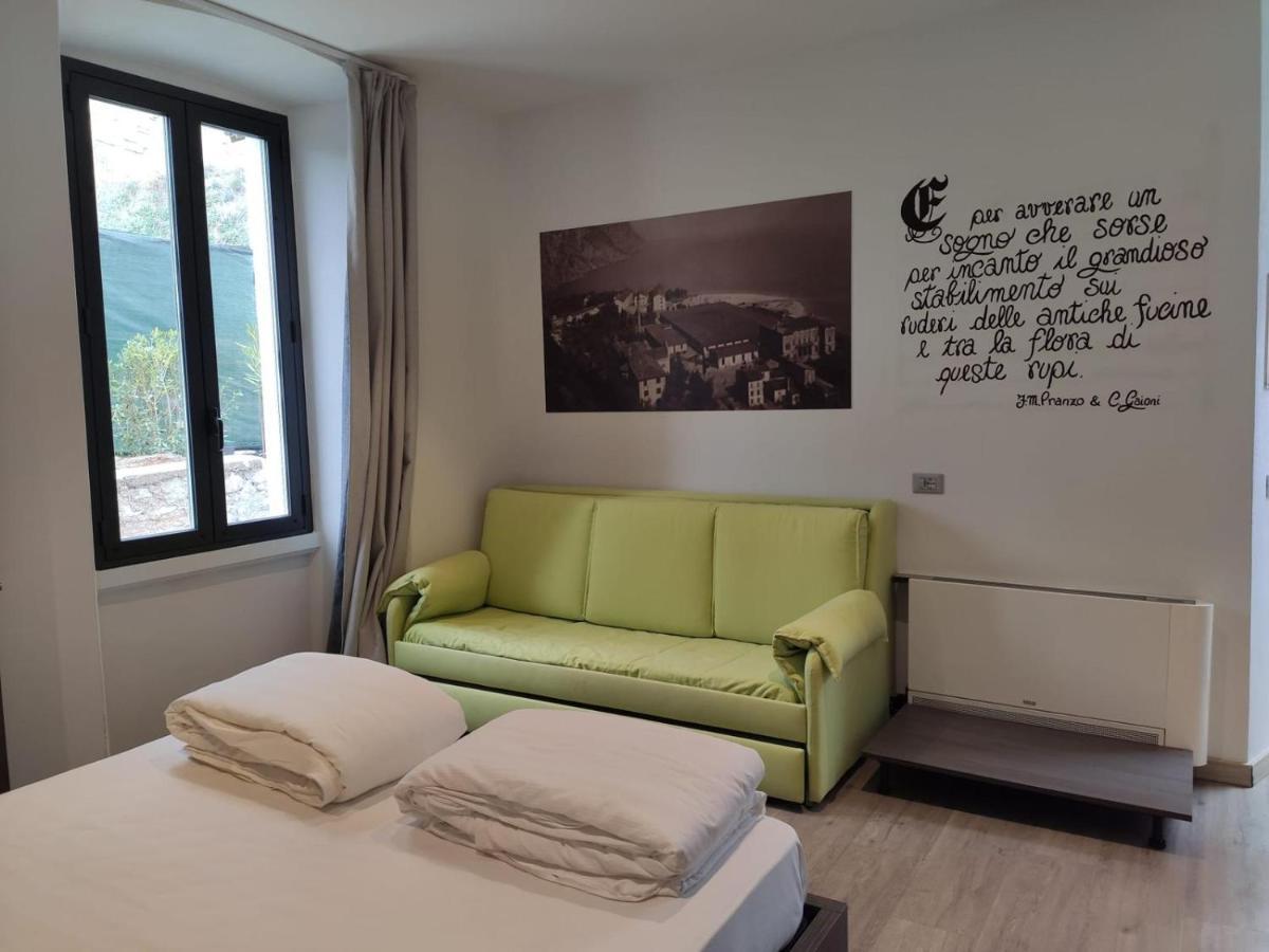 Antica Campione Rooms & Hostel 캄피오네 델 가르다 외부 사진